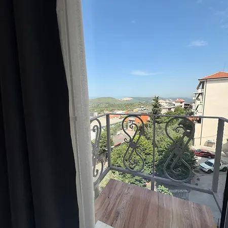 Genti Oda ve Kahvaltı *